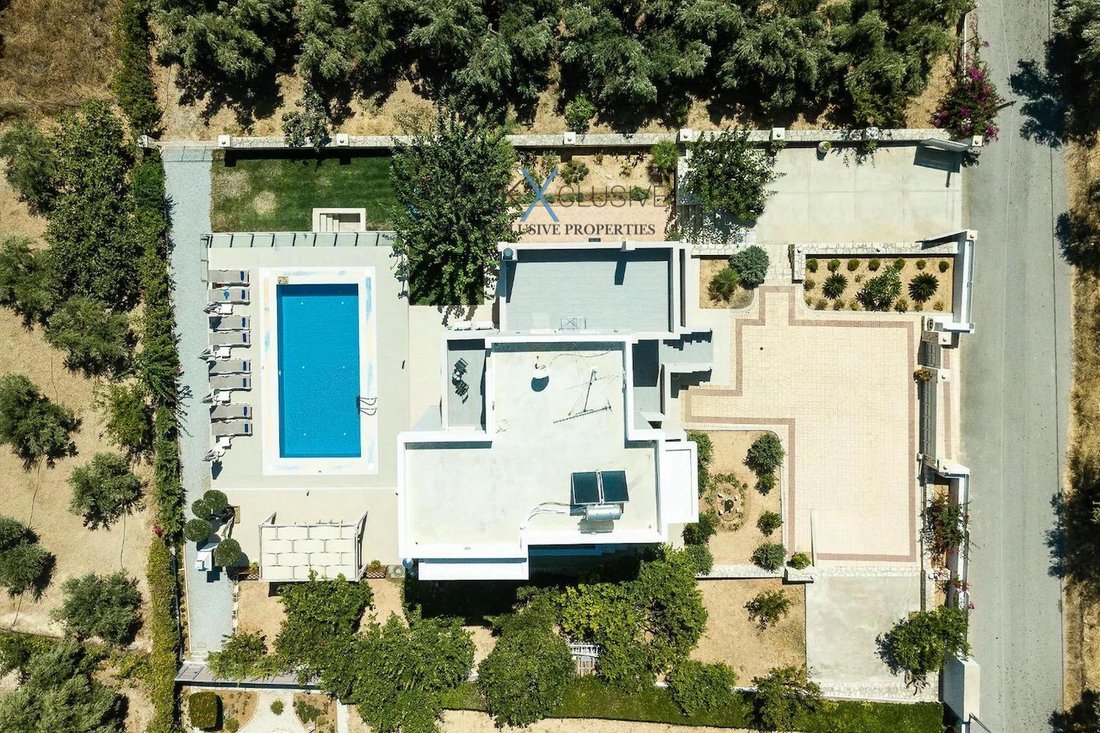 Villa in Crete, Greece 2 - 15410957