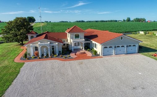 House in Franklin, Kentucky, United States 1
