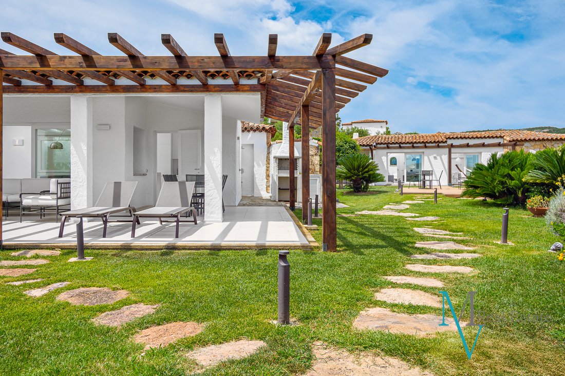 Villa in Arzachena, Sardinia, Italy 1 - 13913844