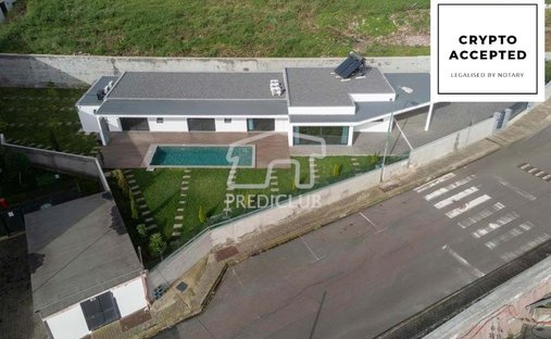 Villa in Agua de Pena, Madeira, Portugal 1