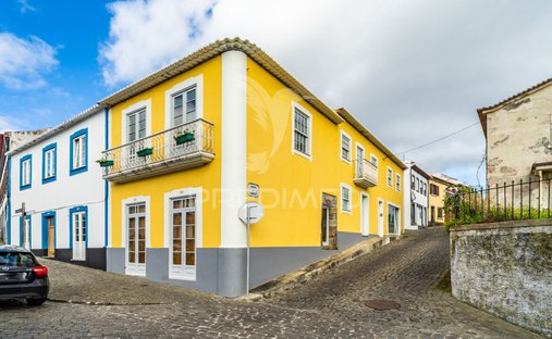 Haus in Angra do Heroísmo, Azoren, Portugal 1