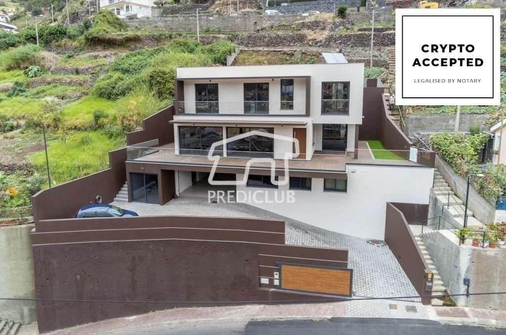 Villa in Machico, Autonome Region Madeira, Portugal 1 - 15178300