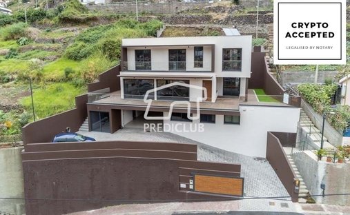 Villa in Machico, Madeira, Portugal 1