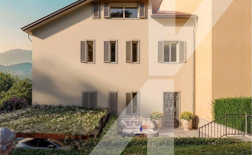 Villa in Historic Center, Como, Lombardy 1