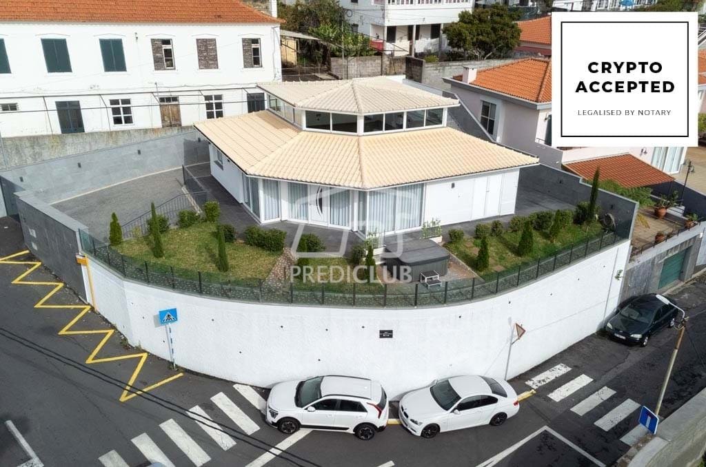 Villa in Monte, Madeira, Portugal 1 - 15087003