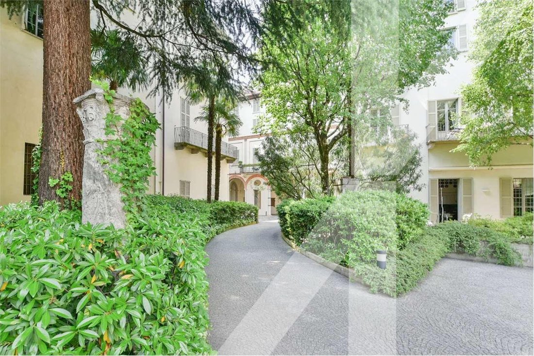 Penthouse in Historic Center, Como, Lombardy 1 - 15411929