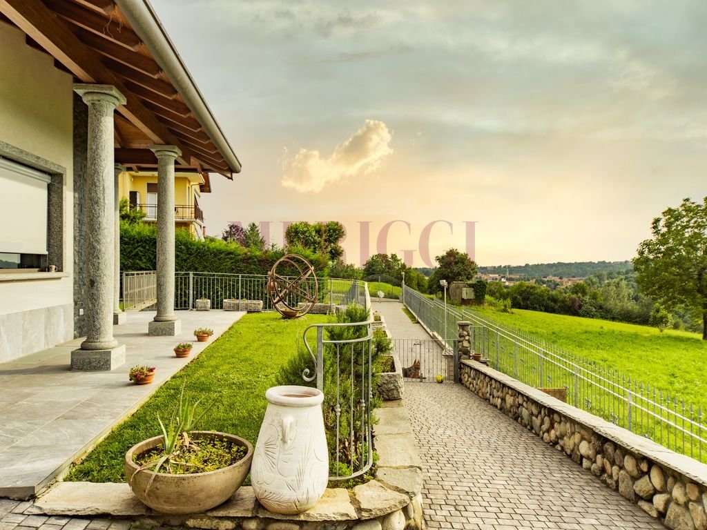 Villa in Briosco, Lombardy, Italy 4 - 15411460