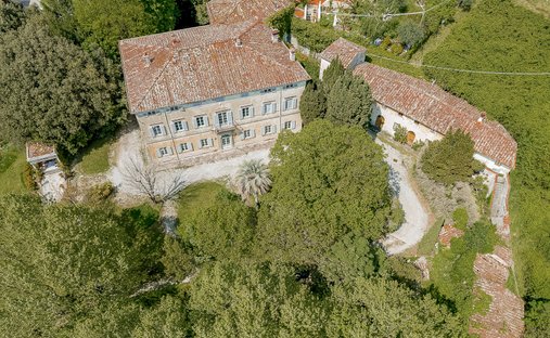 Villa a Lucca, Toscana, Italia 1