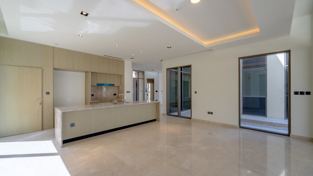 Villa in Hadaeq Sheikh Mohammed Bin Rashid, Dubai, United Arab Emirates 2 - 15412545