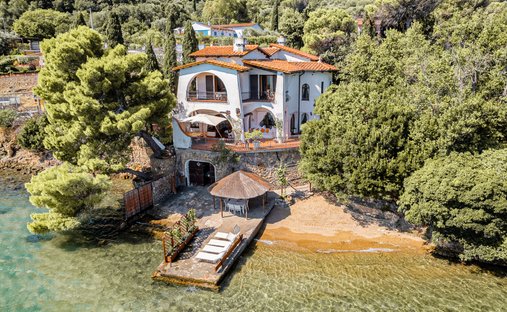 Villa en Porto Santo Stefano, Toscana, Italia 1