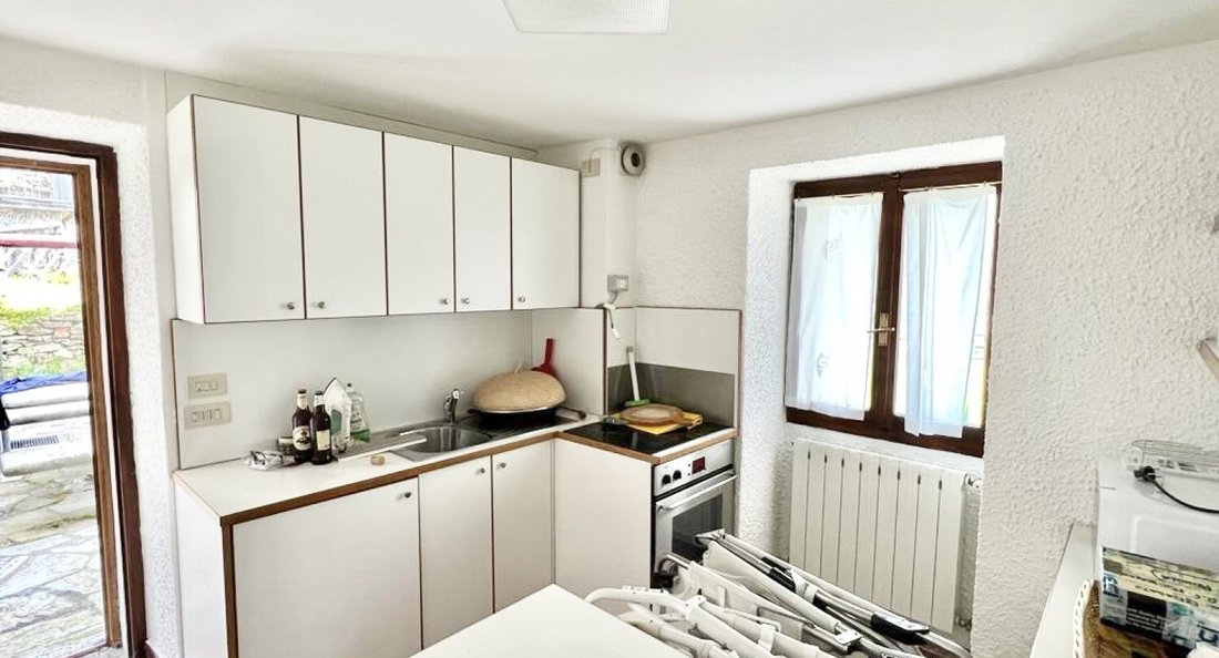 House in Luino, Lombardy, Italy 2 - 15412185