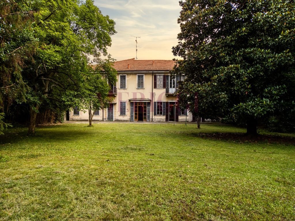 Villa in Center, Desio, Lombardy 4 - 15411673