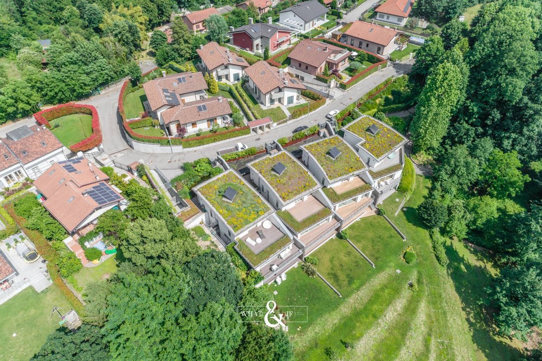 Villa in Cabiate, Lombardy, Italy 4 - 15411376