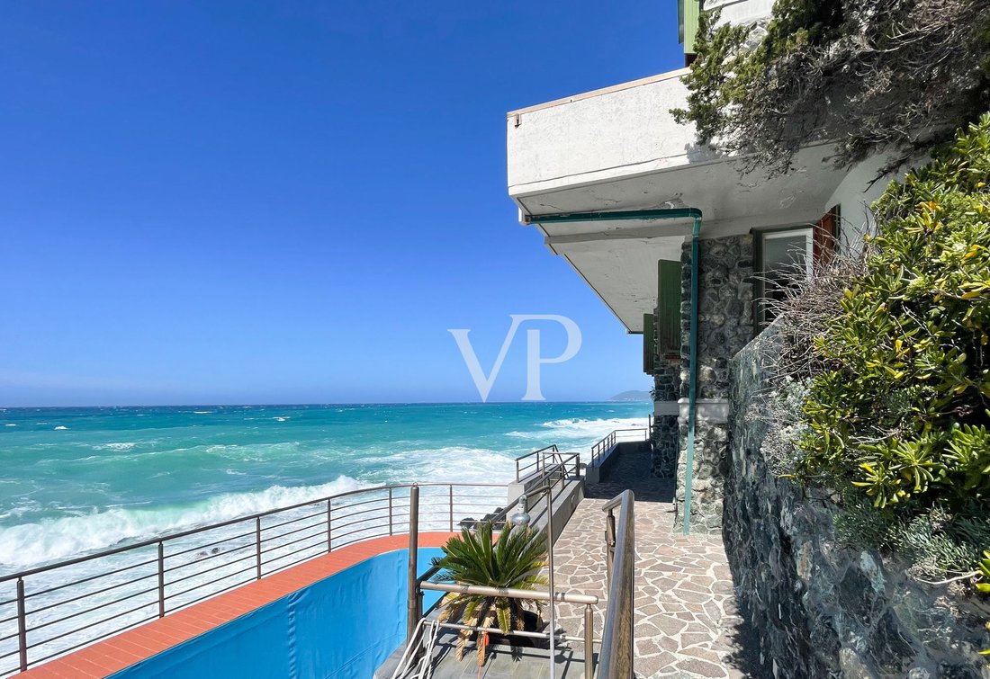 Villa in Castiglioncello, Rosignano Marittimo, Tuscany 4 - 15412096