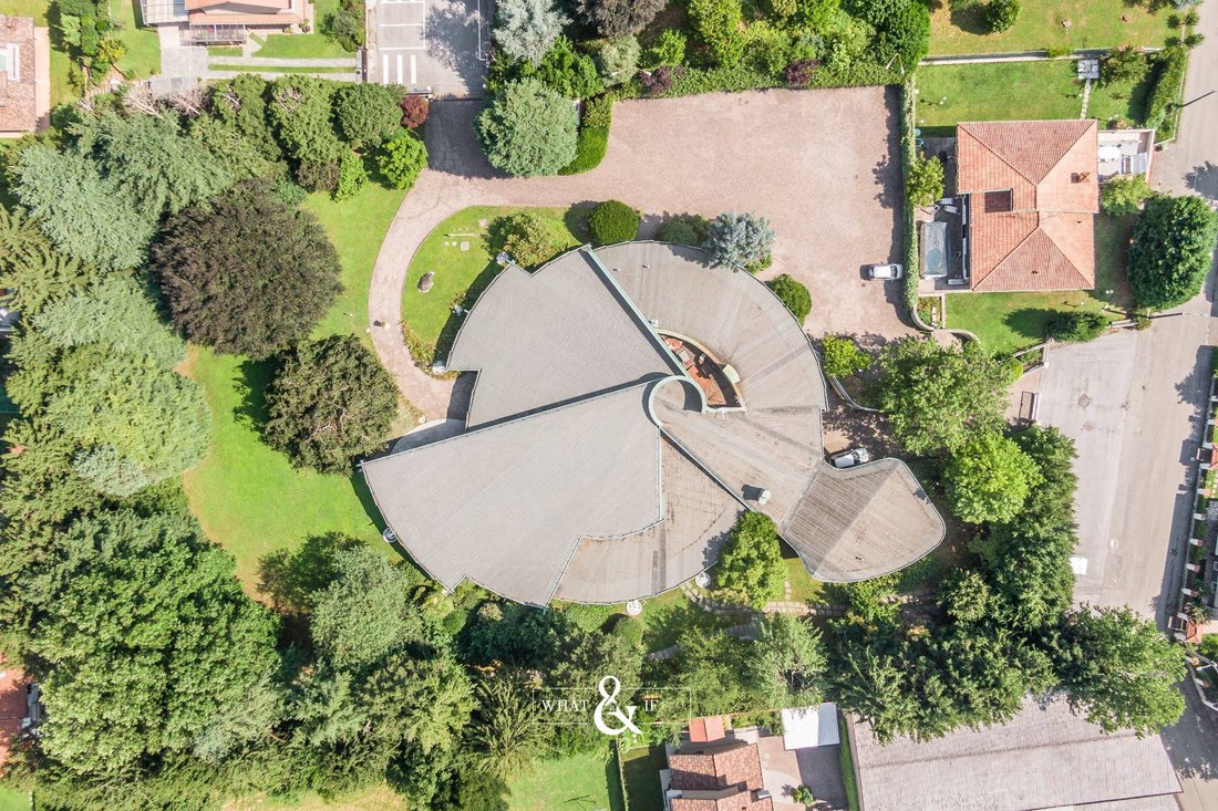 Villa in Briosco, Lombardy, Italy 3 - 15411857