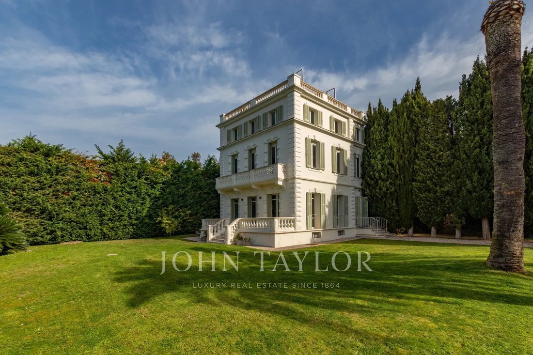 Villa in Juan les Pins-Gallice, Antibes, France 1 - 15413467