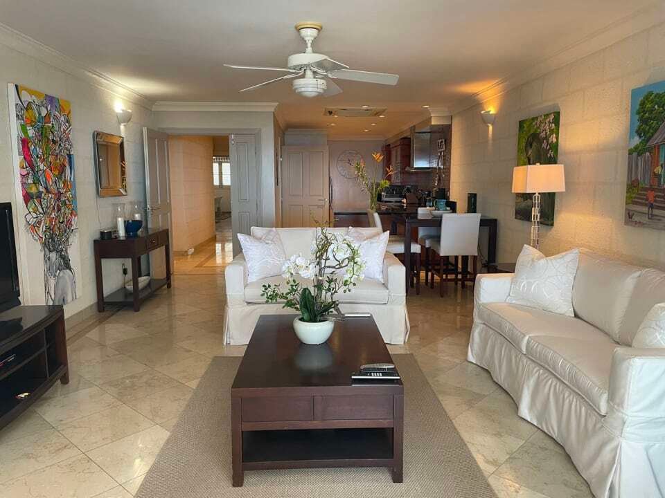 Townhouse in Paynes Bay Beach, Saint James, Barbados 1 - 15413295