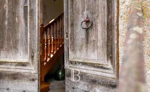 Castle for Sale in Rodez, Occitanie, France