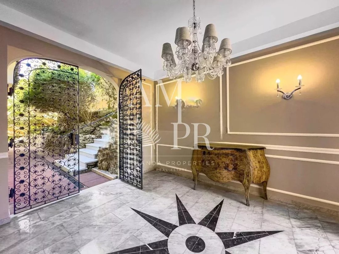 Villa in Le Centre Ville, Mandelieu-la-Napoule, France 5 - 15410928