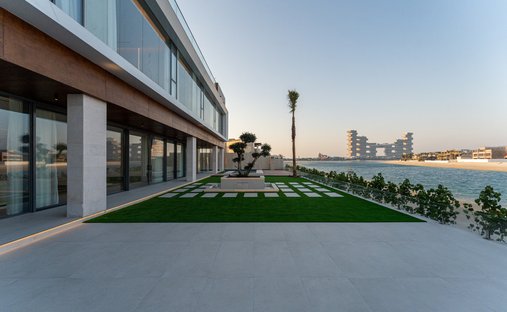 Villa in Dubai, Dubai, United Arab Emirates 1