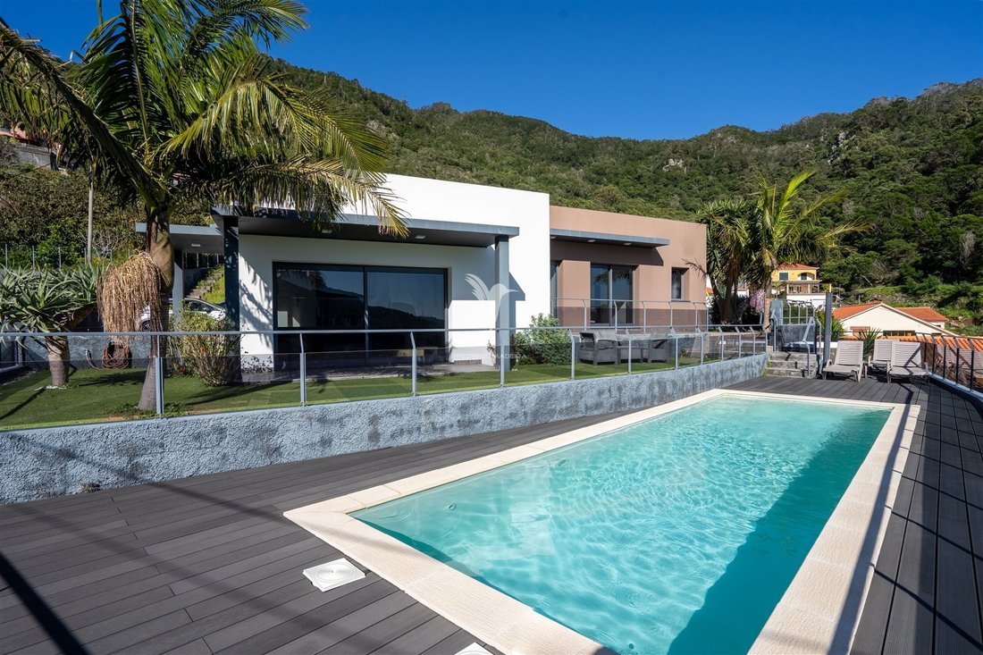 Haus in Machico, Autonome Region Madeira, Portugal 1 - 15383450