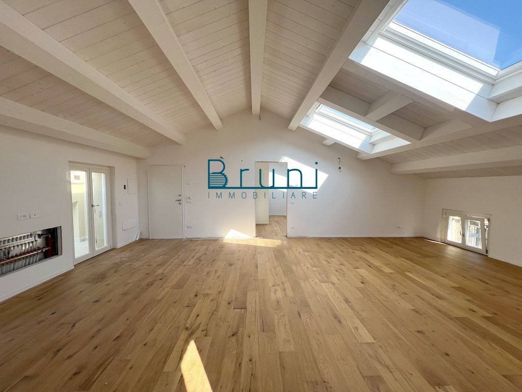 Appartamento a Centro, San Benedetto del Tronto, Marche 1 - 15414429