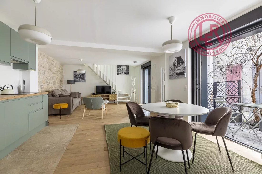 Apartment in Belleville-Saint Maur, Paris 11e Arrondissement, Paris 1 - 15417813