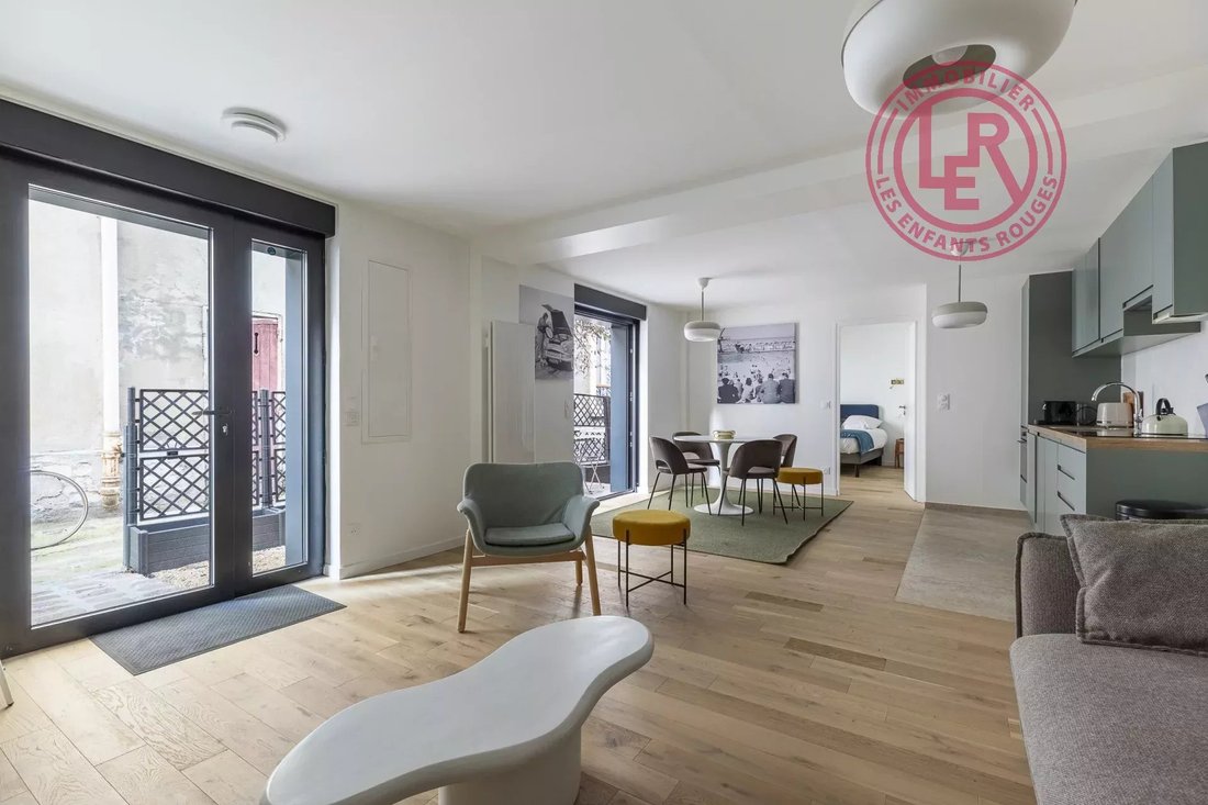 Apartment in Belleville-Saint Maur, Paris 11e Arrondissement, Paris 2 - 15417813
