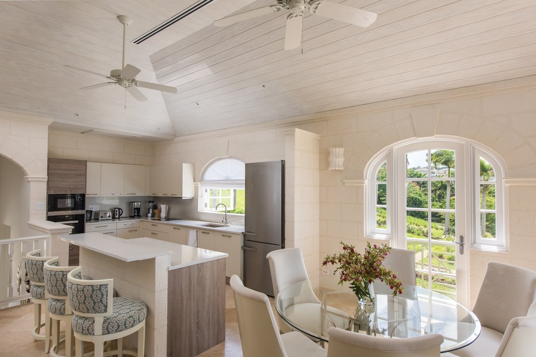 Apartment in Holetown, Saint James, Barbados 2 - 15413293