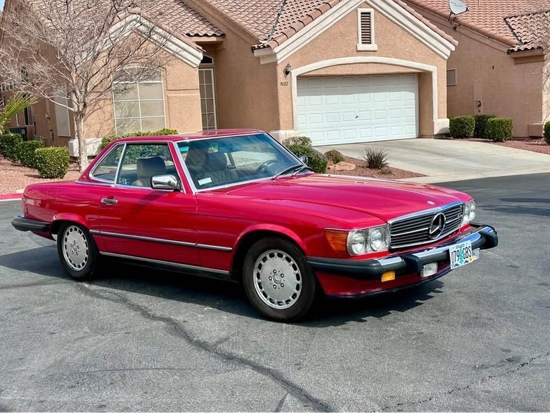 Cabriolet in Glendale, United States 3 - 15418768