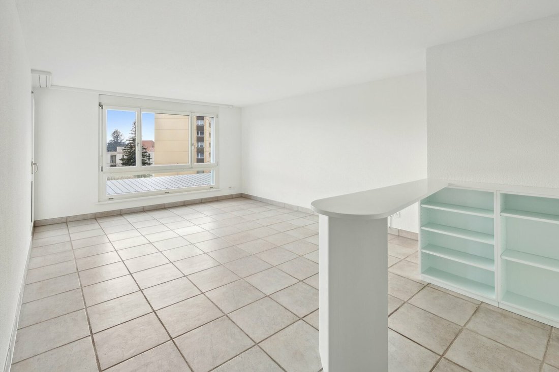 Condo in Pfäffikon, Zürich, Switzerland 2 - 15130569