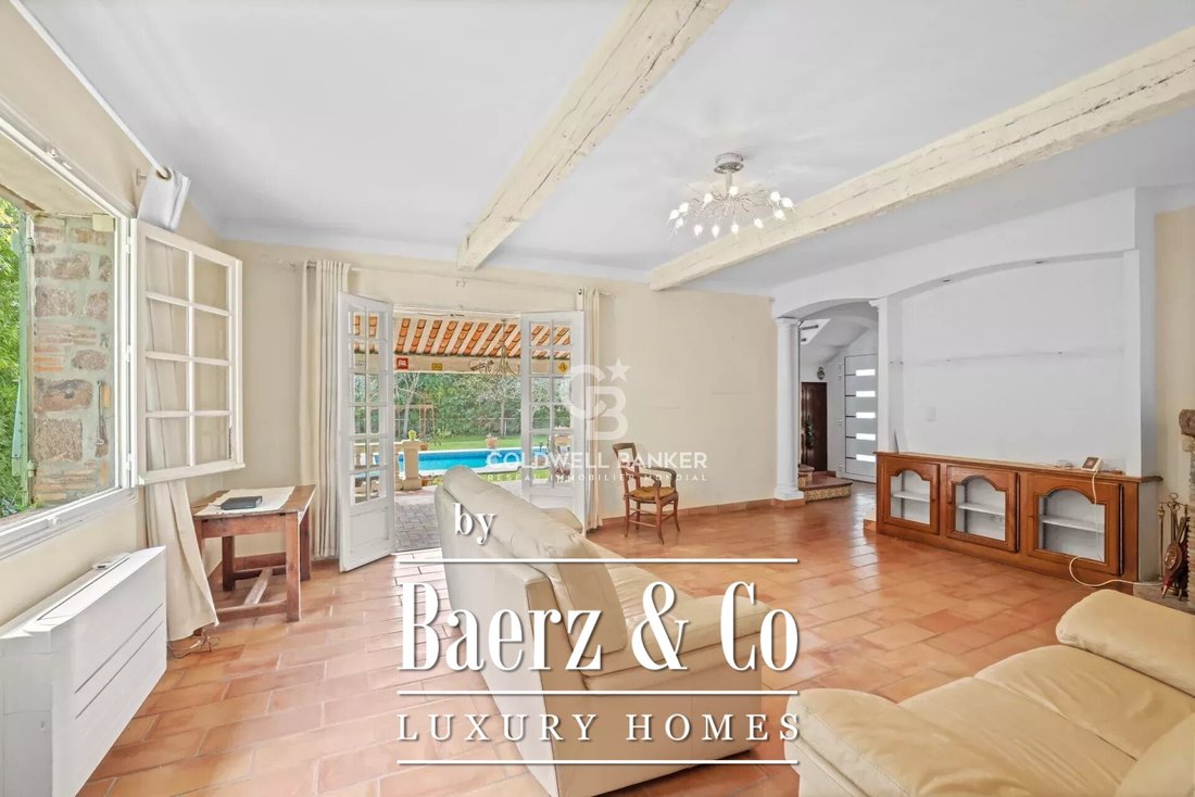 Estate in Mougins, Provence-Alpes-Côte d'Azur, France 4 - 15414695
