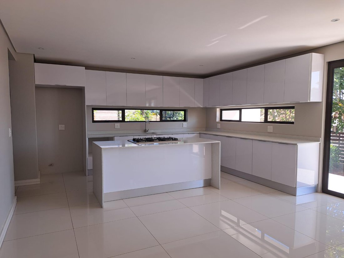 Country House in La Lucia, KwaZulu-Natal, South Africa 5 - 15413770
