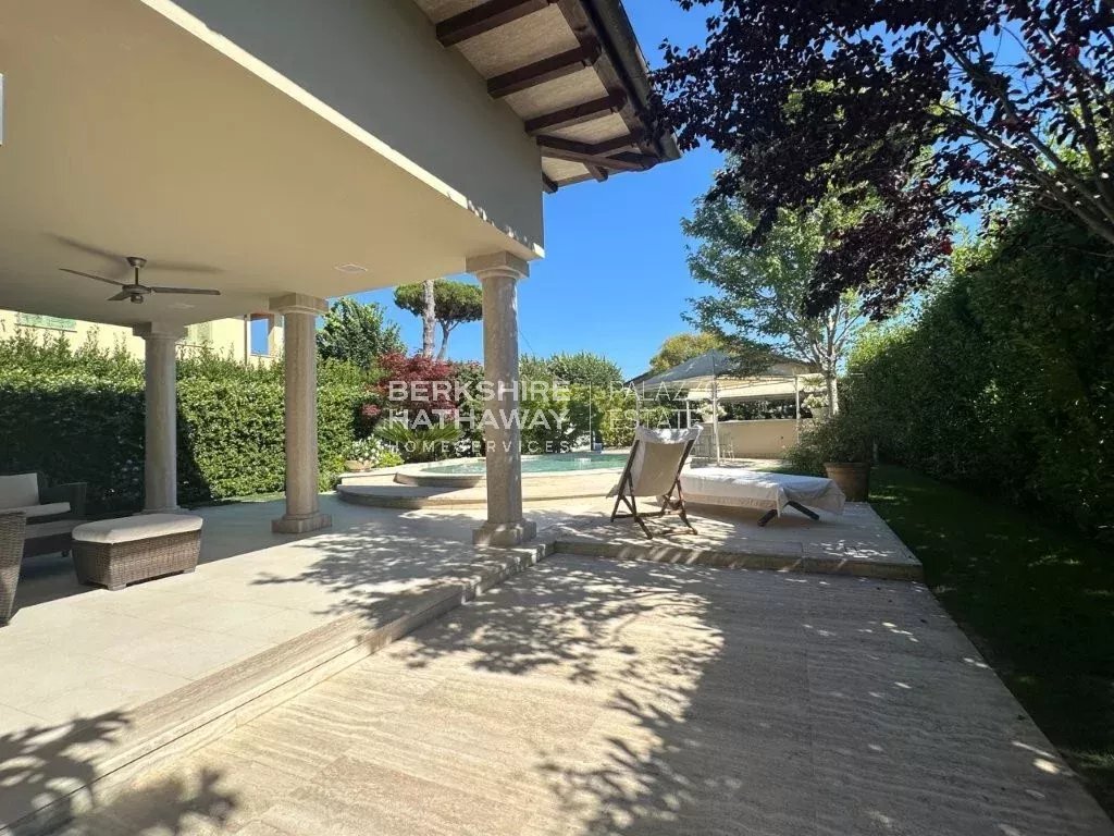 Villa in Center, Forte dei Marmi, Tuscany 2 - 15414260