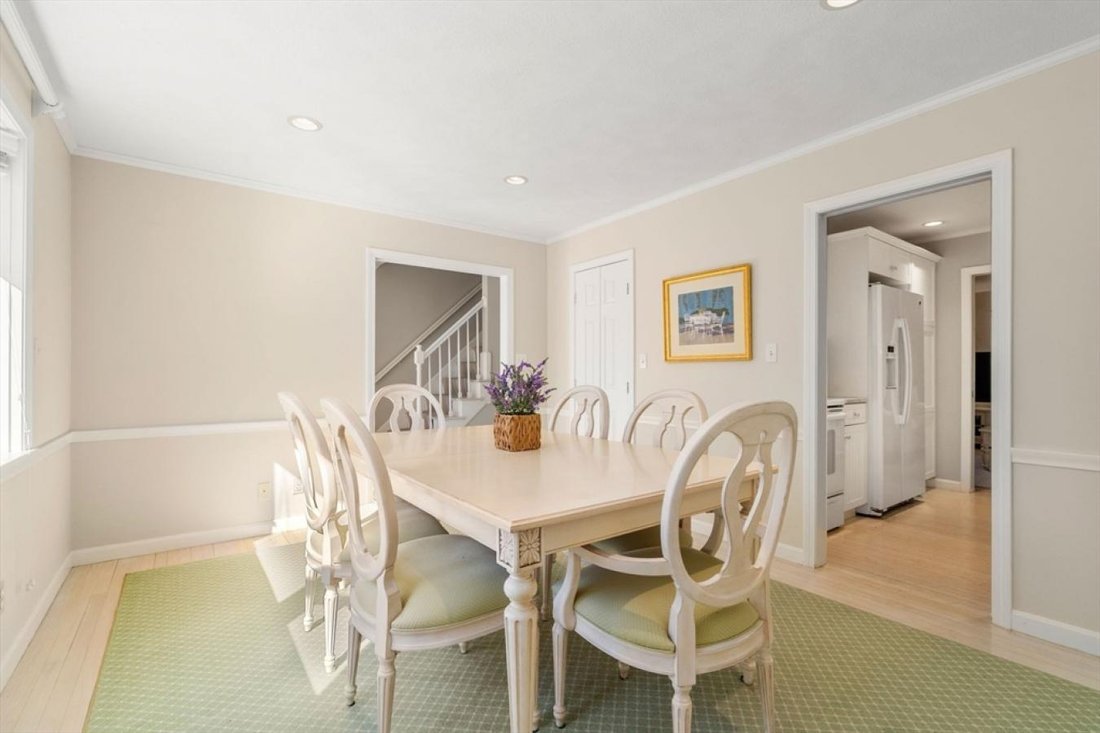 Condo in Wellesley, Massachusetts, United States 4 - 15418615