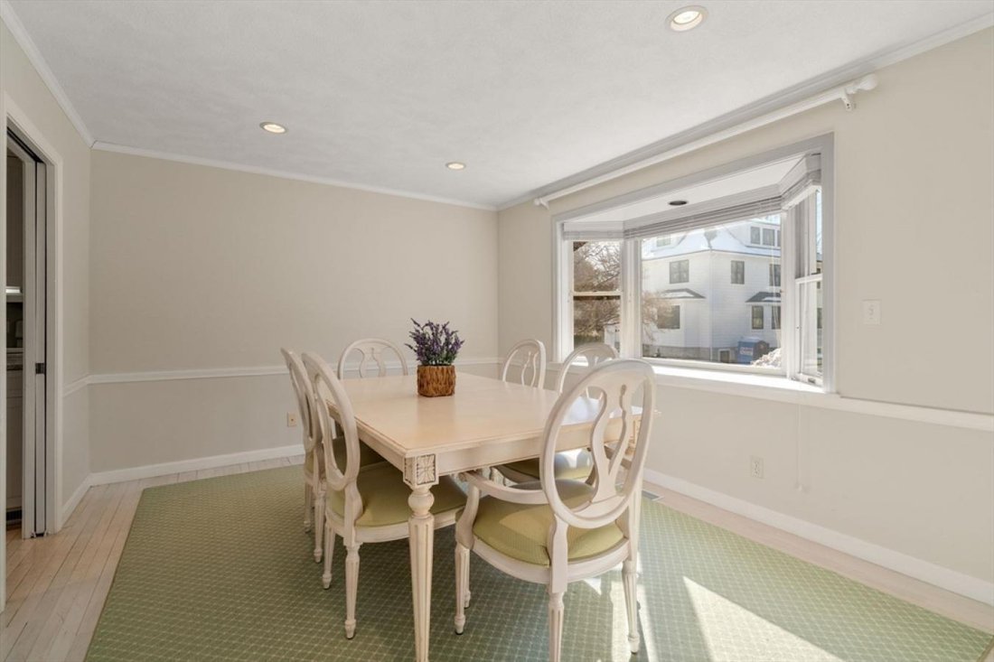 Condo in Wellesley, Massachusetts, United States 3 - 15418615