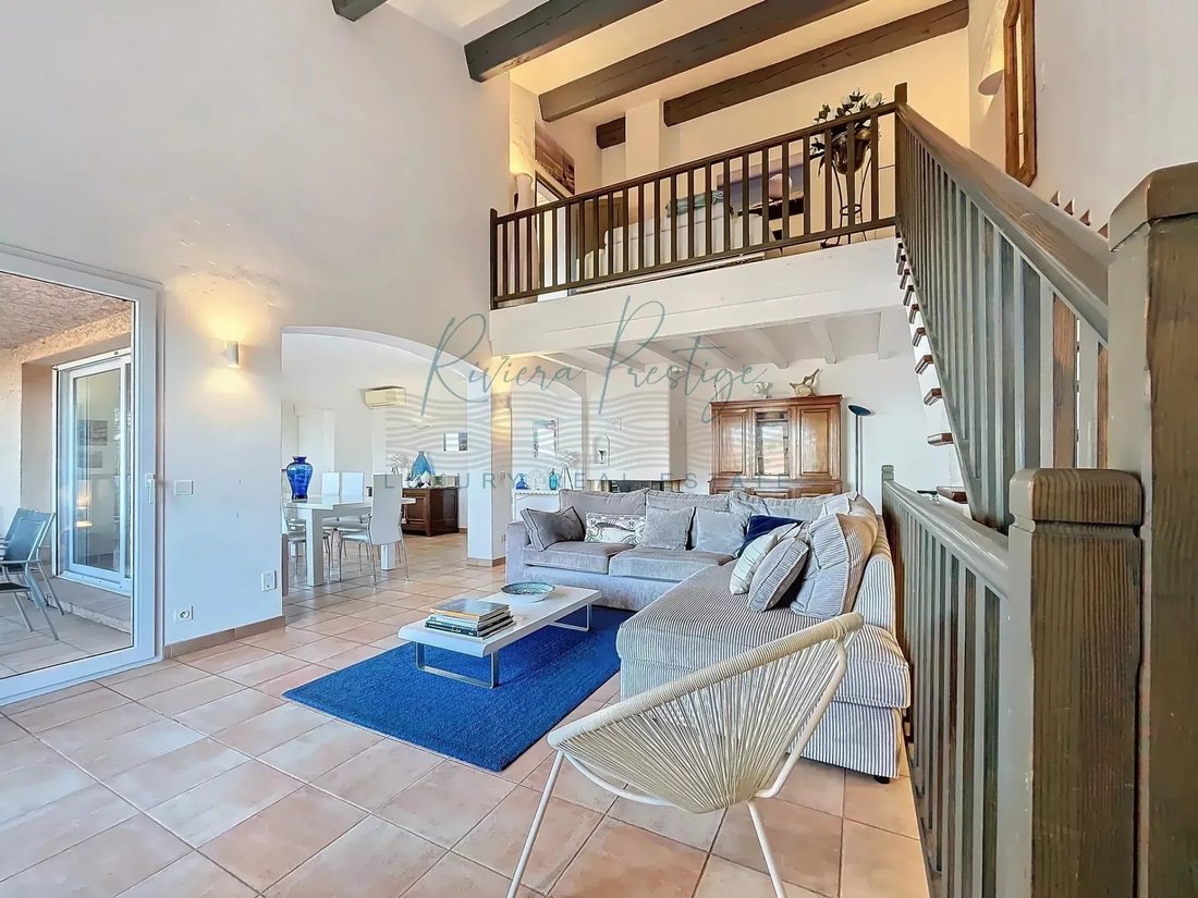 Villa a Saint-Raphaël, Provenza-Alpi-Costa Azzurra, Francia 2 - 15024195