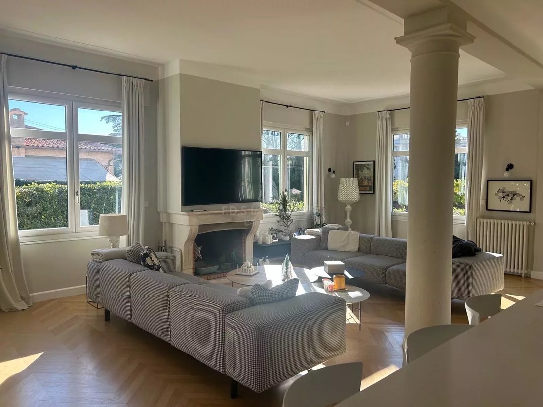 Townhouse in Fabron, Nice, France 2 - 15417693