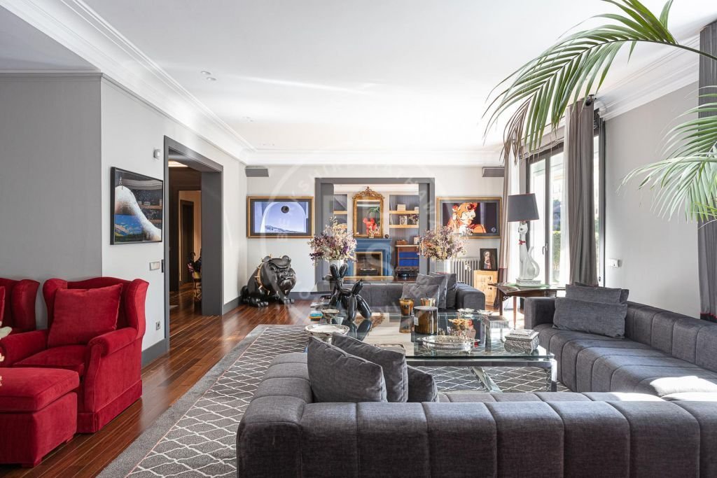 Apartment in Sarrià-Sant Gervasi, Barcelona, Spain 1 - 12755430