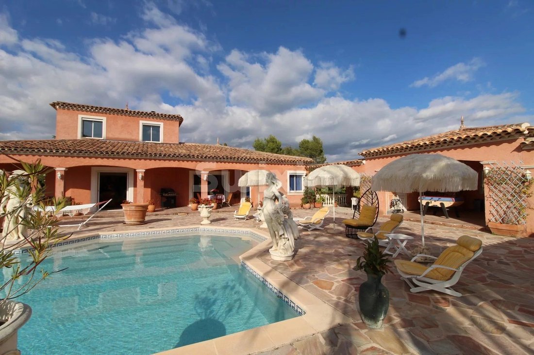 House in Fayence, Provence-Alpes-Côte d'Azur, France 1 - 13831193
