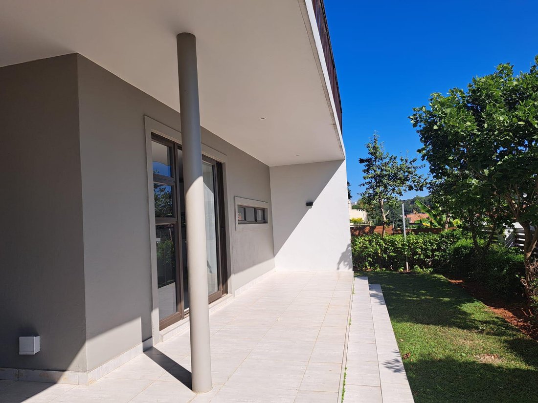 Country House in La Lucia, KwaZulu-Natal, South Africa 2 - 15413770