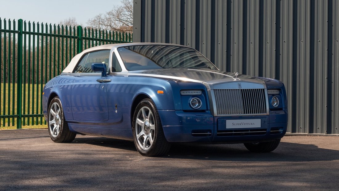 Cabriolet in Sunningdale, United Kingdom 2 - 15395110