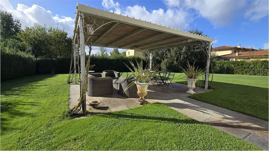 Villa in Camigliano, Capannori, Tuscany 5 - 15418327