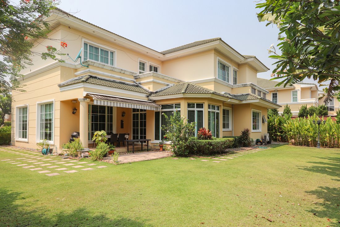House in Bangkok, Bangkok, Thailand 1 - 15420194
