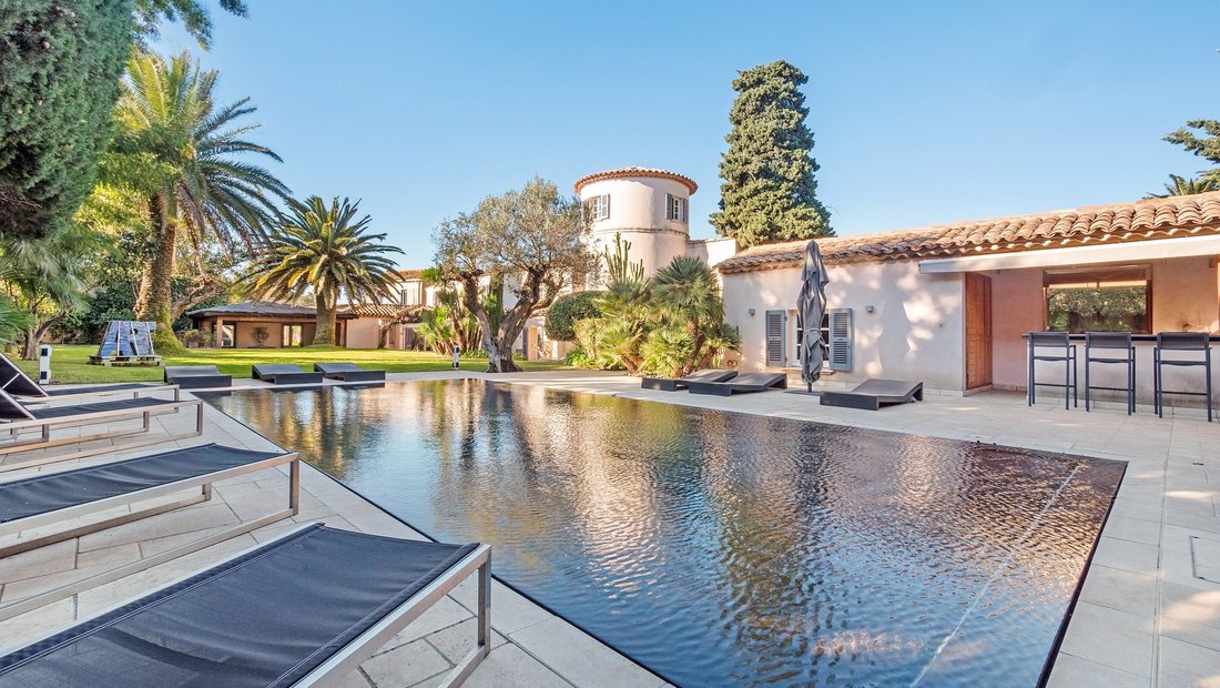 House in Saint-Tropez, Provence-Alpes-Côte d'Azur, France 1 - 15414400
