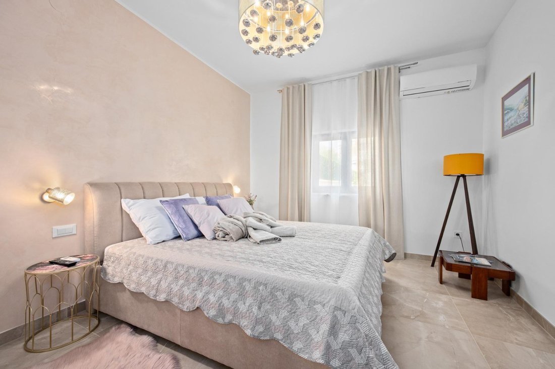 Villa in Rovinj, Istria County, Croatia 2 - 15418635