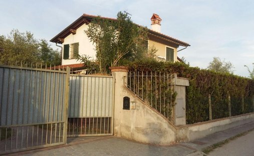 Villa en Fiumetto, Pietrasanta, Italia 1