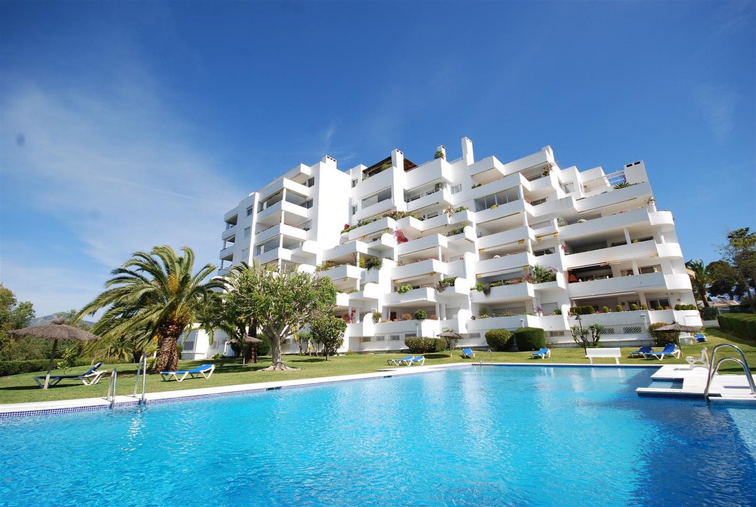 Apartment in Guadalmina Alta, San Pedro de Alcantara, Spain 1 - 15415476