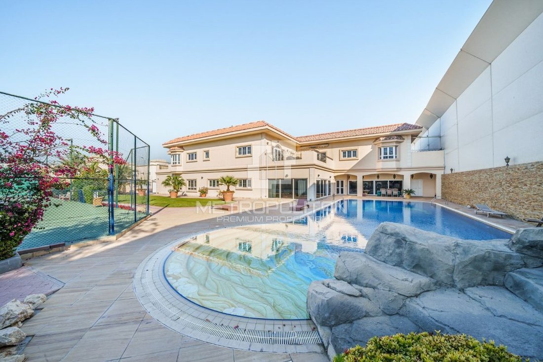 Villa à Dubaï, Dubaï, Émirats arabes unis 1 - 15420228