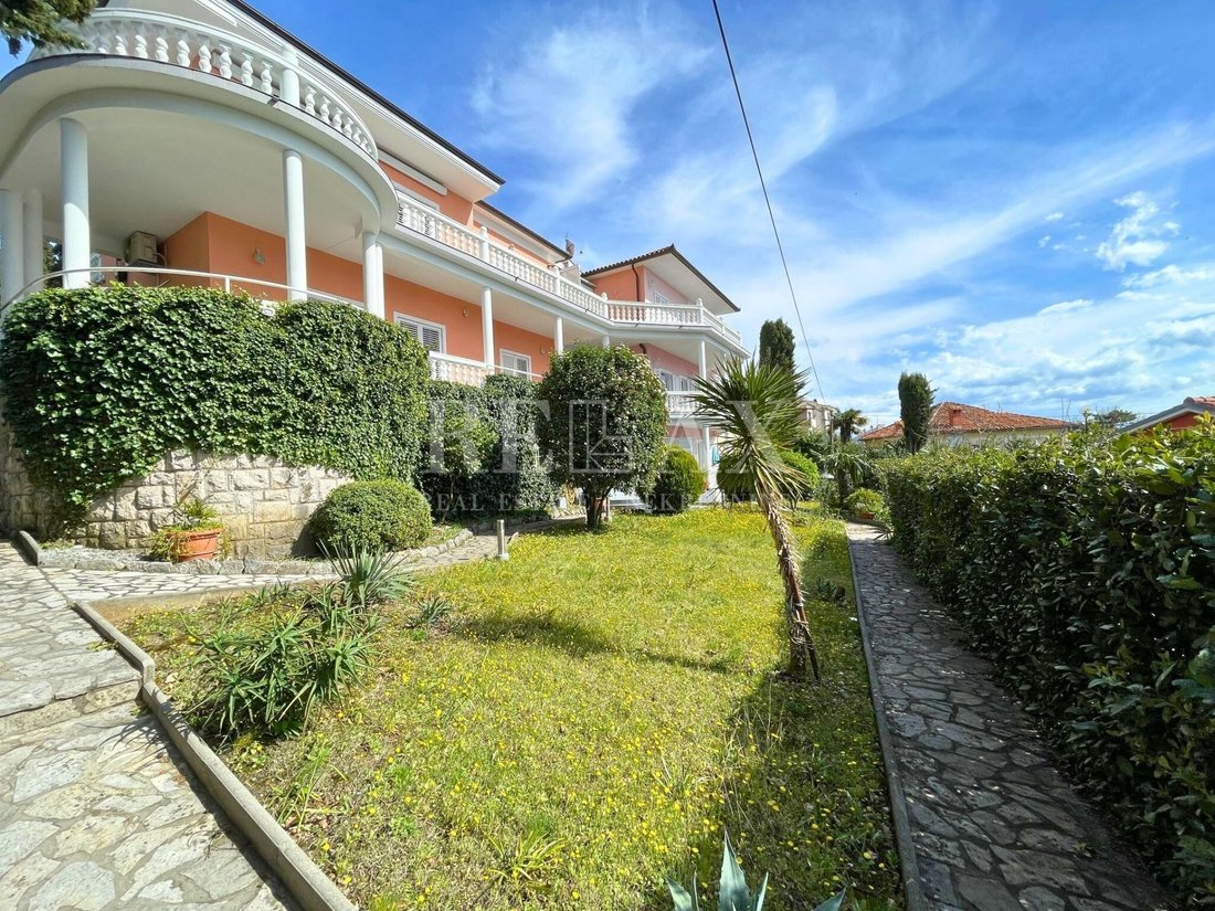 Haus in Grad Crikvenica, Primorje-Gorski, Kroatien 1 - 15414450